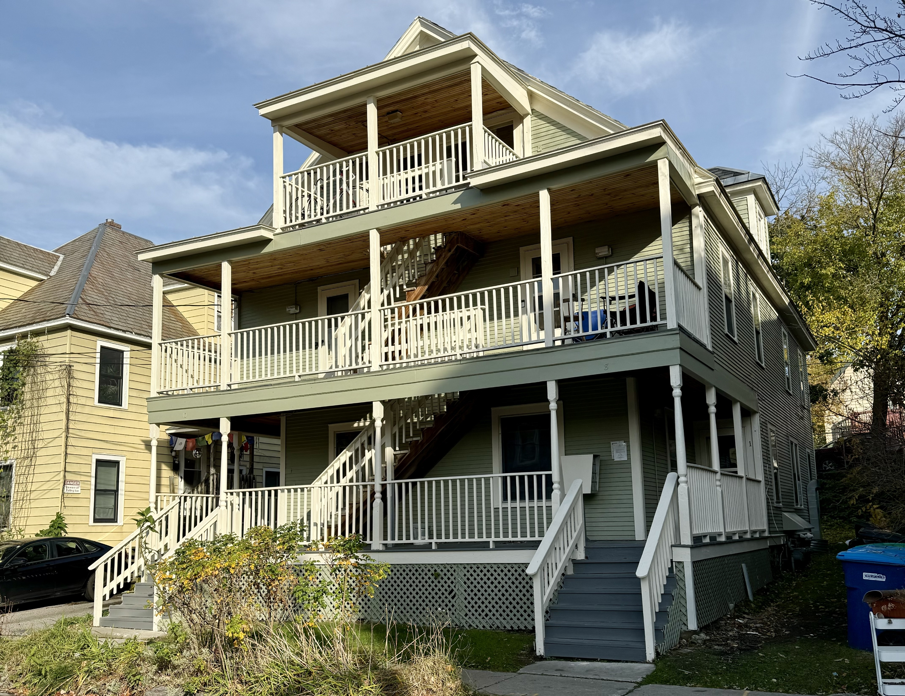 10 Isham Street, Apt #1